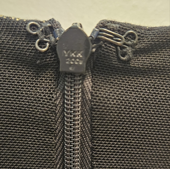 Artelier- Nicole Miller Dress - Picture 8 of 10